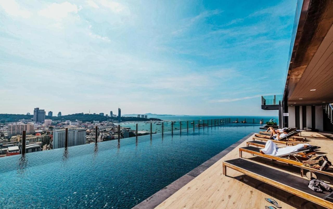 Central Pattaya Condo With A Beautiful View Eksteriør bilde