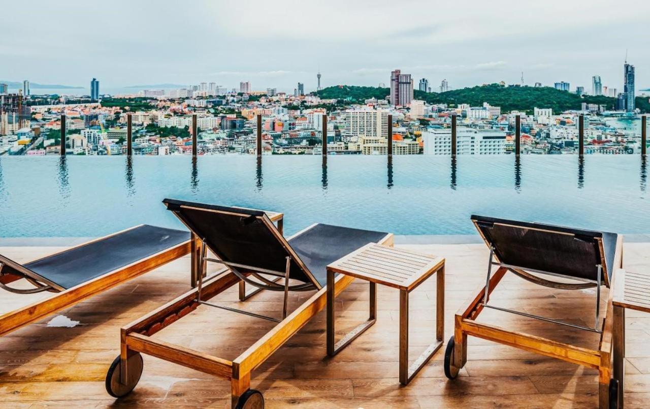 Central Pattaya Condo With A Beautiful View Eksteriør bilde