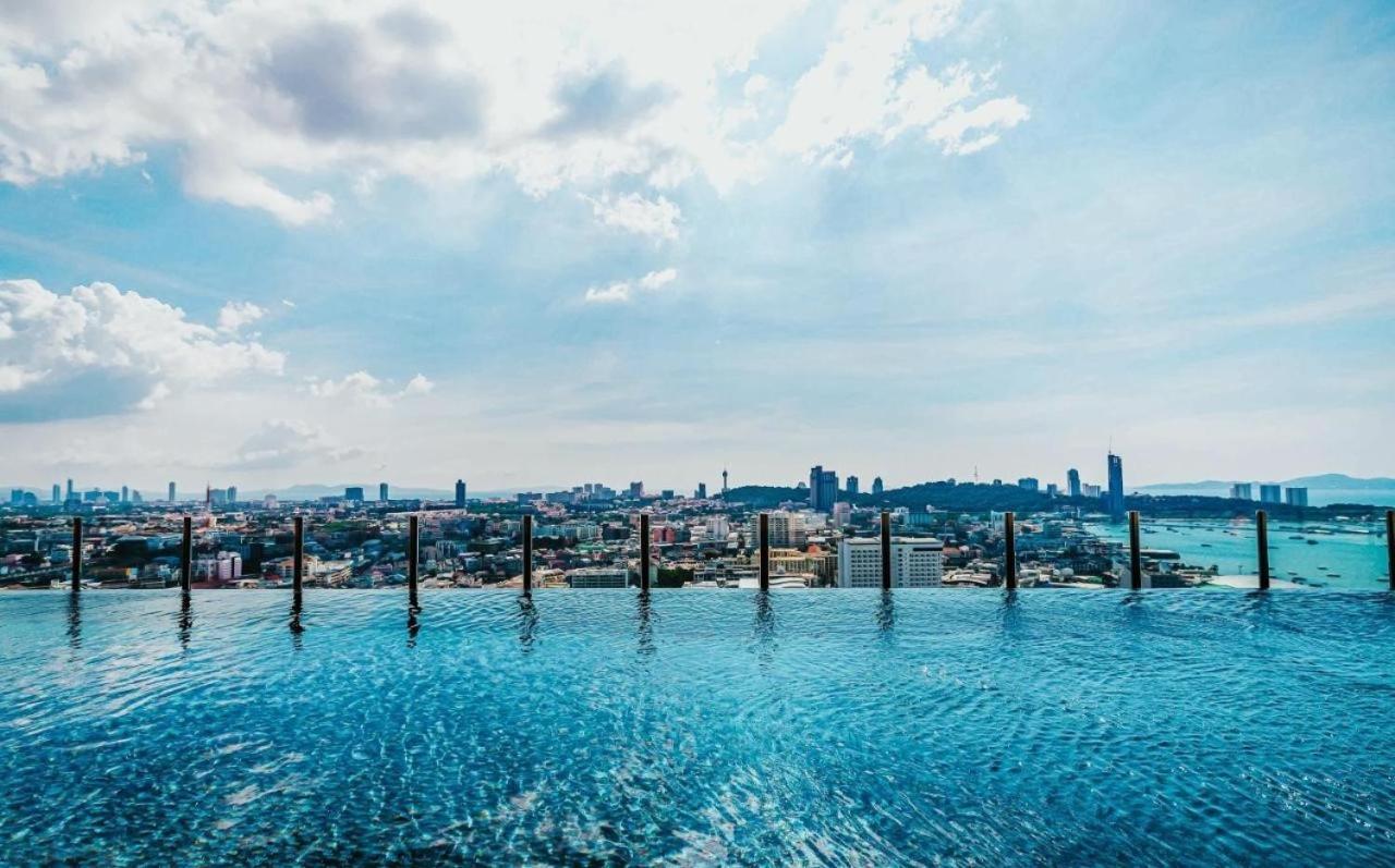 Central Pattaya Condo With A Beautiful View Eksteriør bilde